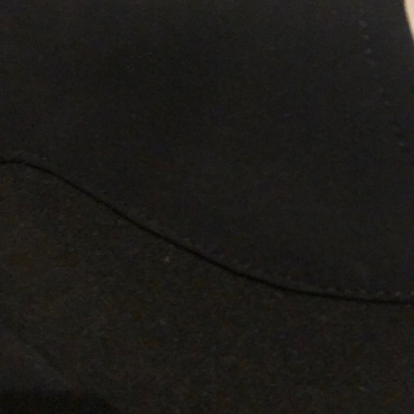 Woman’s black size 11 heels - Picture 3 of 6